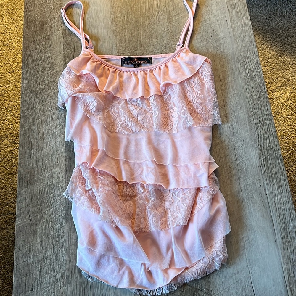 New Almost Famous Peach tank top size Small